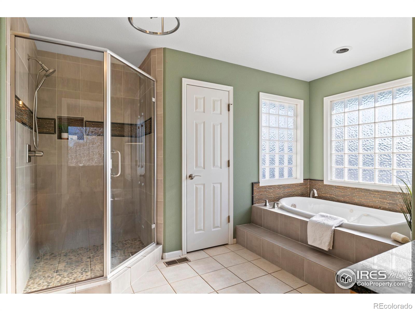 MLS Image #24 for 8269  park hill court,fort collins, Colorado