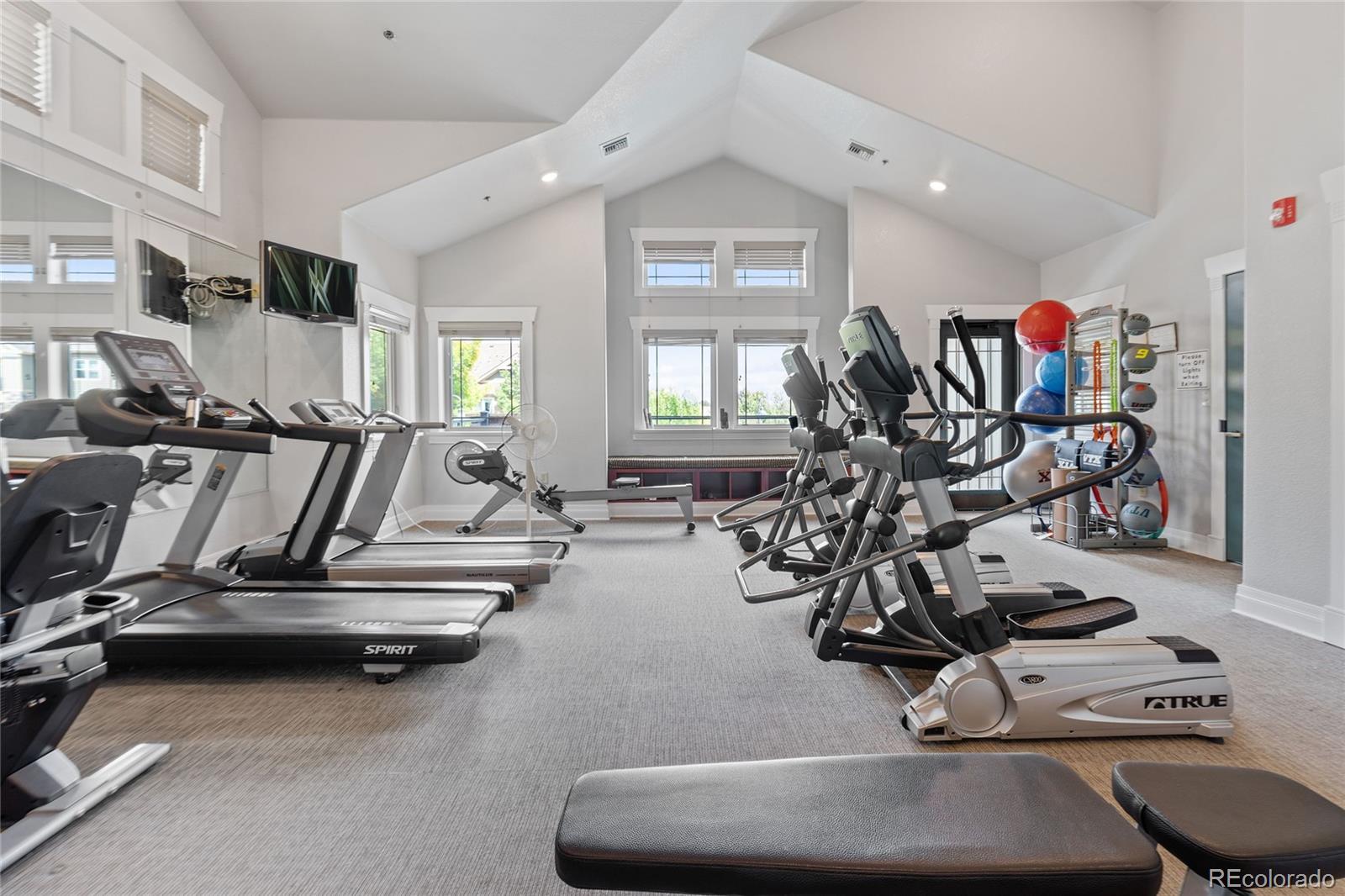MLS Image #25 for 9962 w victoria place,littleton, Colorado