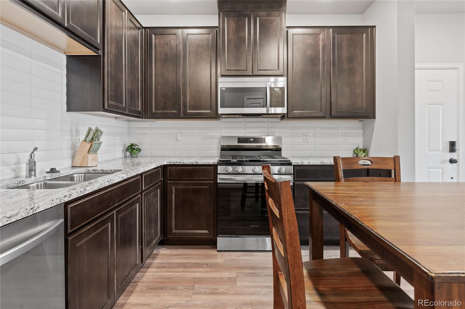 MLS Image #9 for 9962 w victoria place,littleton, Colorado