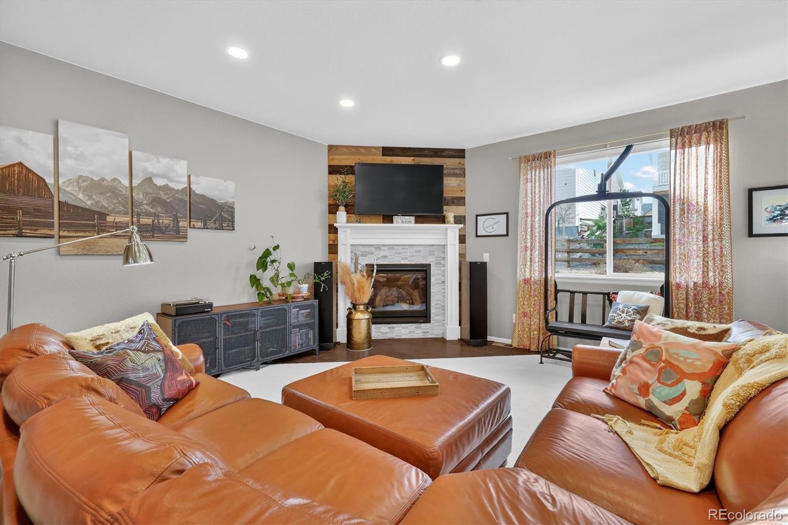 MLS Image #5 for 8833  crestone street,arvada, Colorado