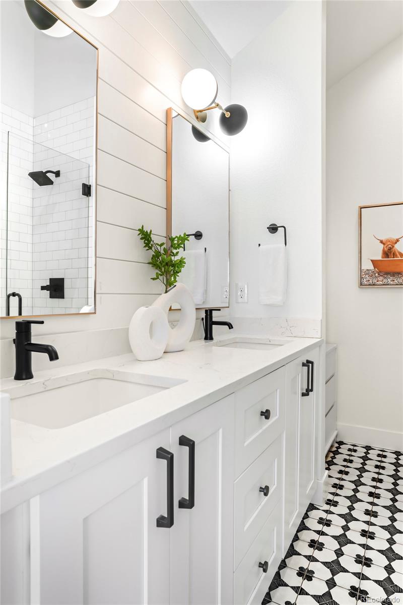 MLS Image #14 for 4777  shoshone street 9,denver, Colorado