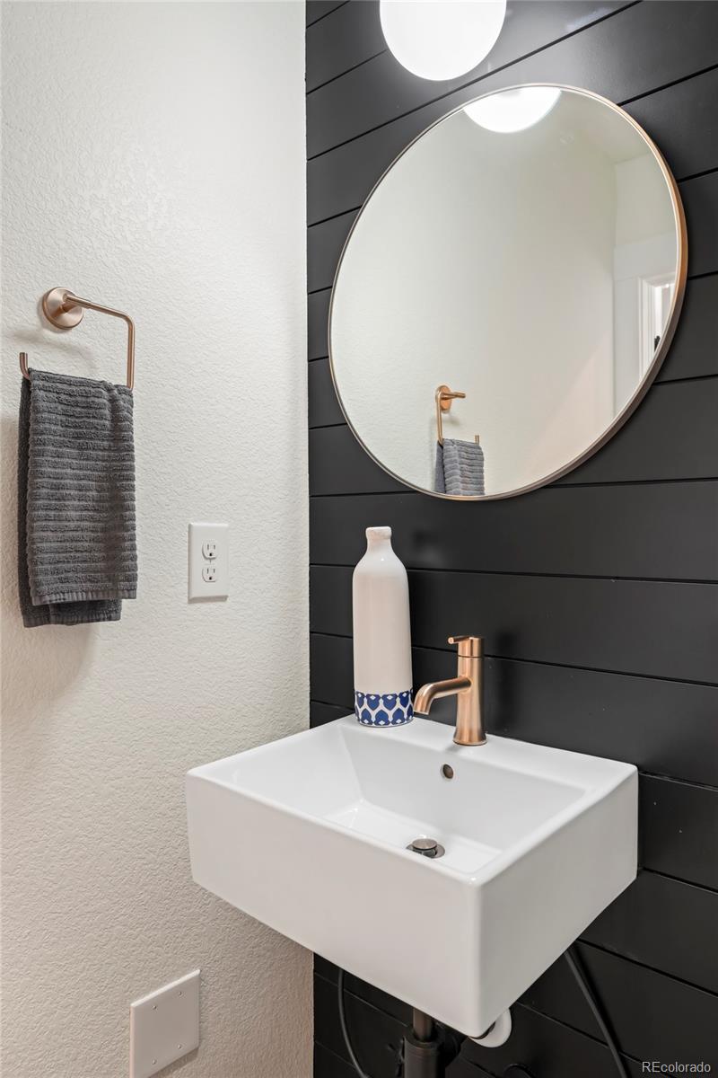 MLS Image #7 for 4777  shoshone street 9,denver, Colorado