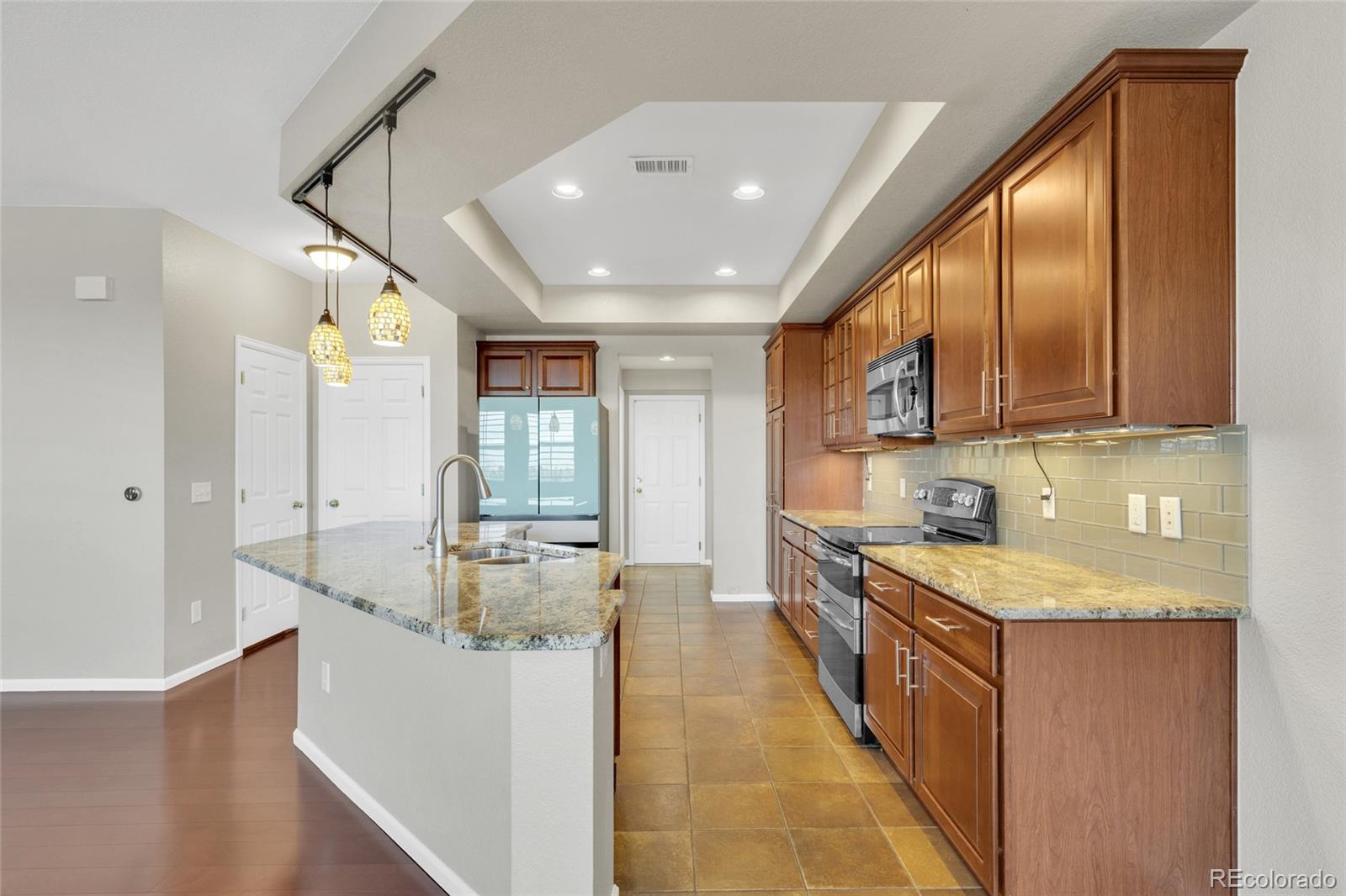 MLS Image #6 for 10523  ashfield street 5a,littleton, Colorado