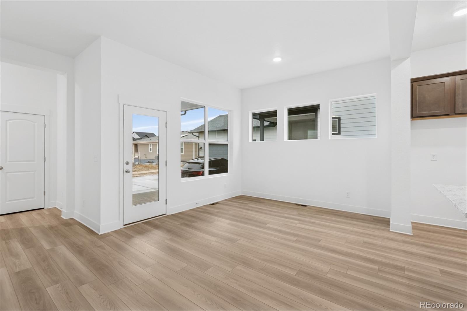 MLS Image #13 for 21047 e 62nd drive,aurora, Colorado