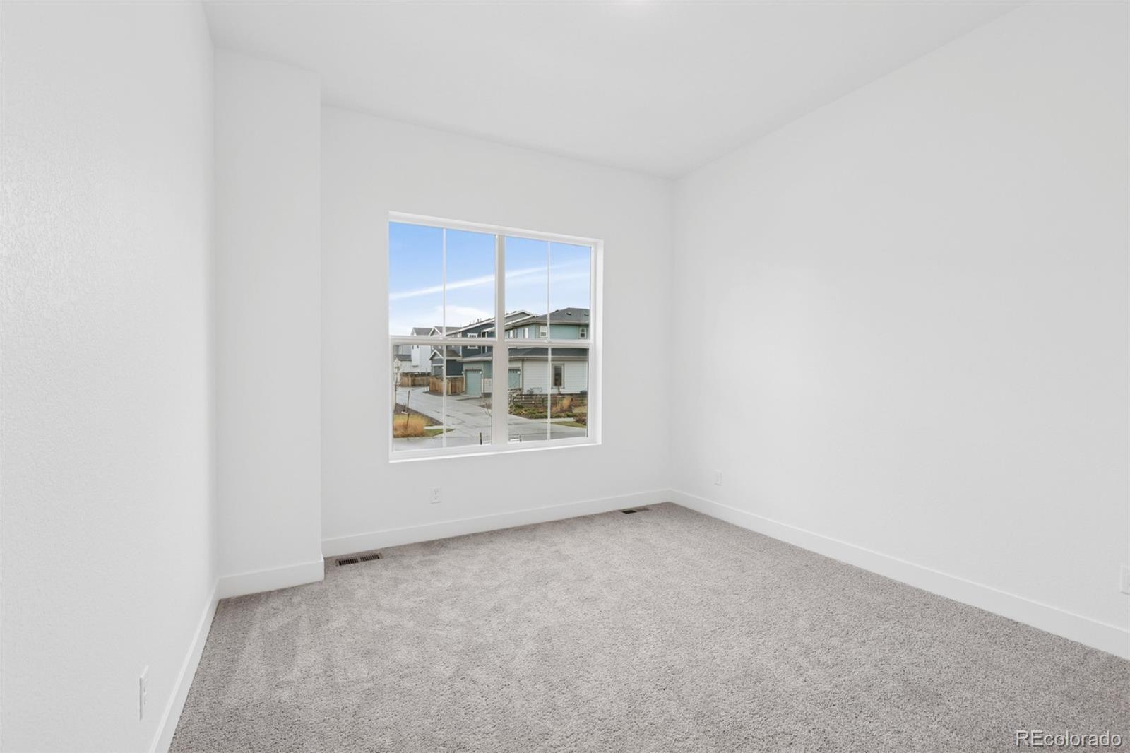 MLS Image #16 for 21047 e 62nd drive,aurora, Colorado