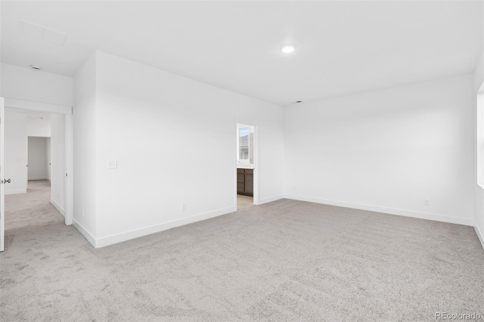 MLS Image #21 for 21047 e 62nd drive,aurora, Colorado