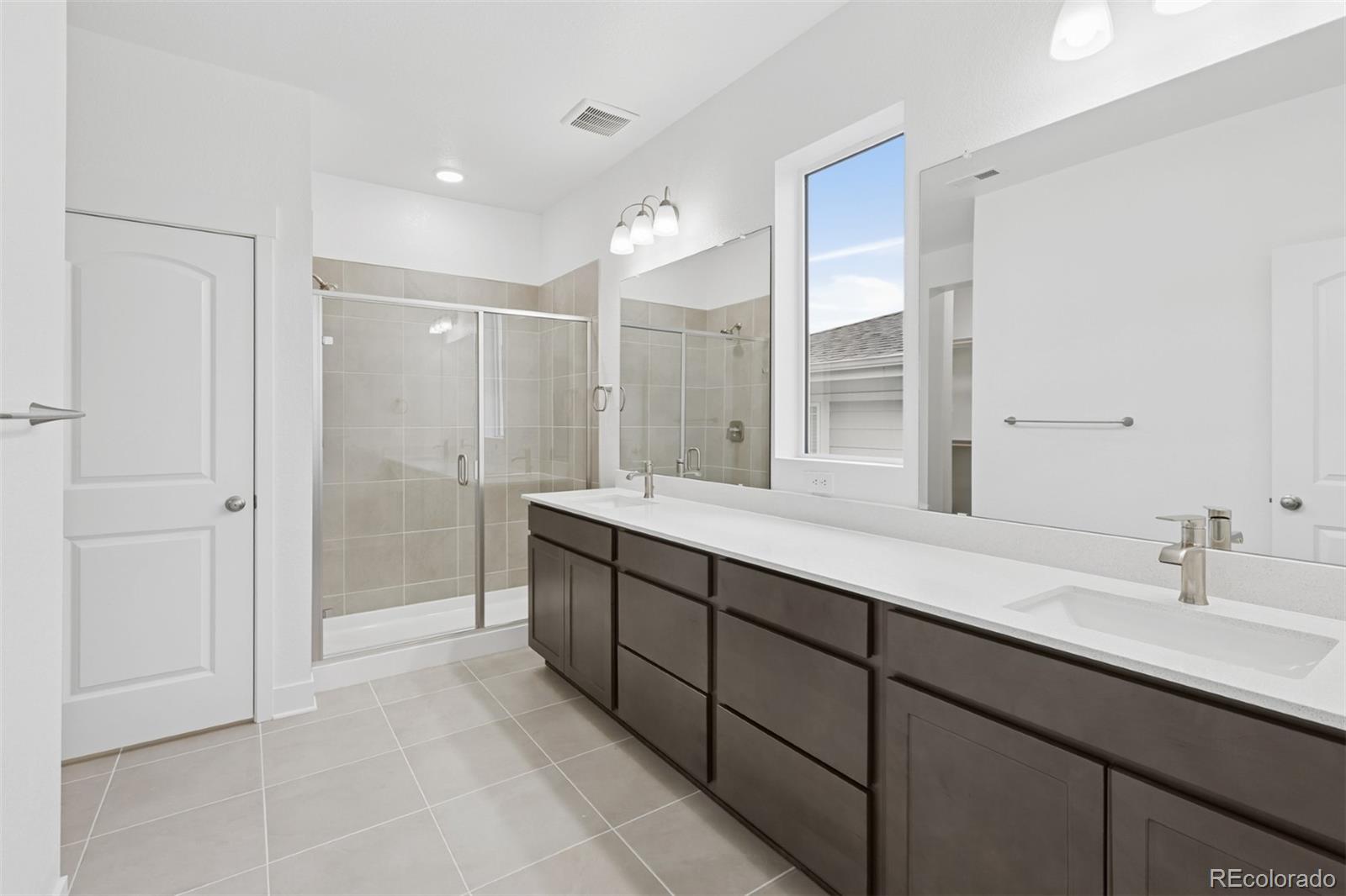 MLS Image #23 for 21047 e 62nd drive,aurora, Colorado