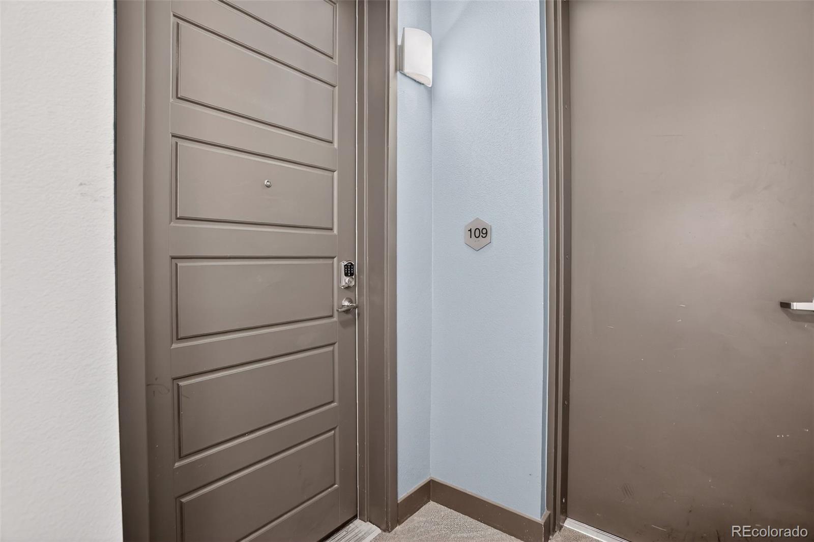 MLS Image #23 for 480 e fremont place 109,centennial, Colorado