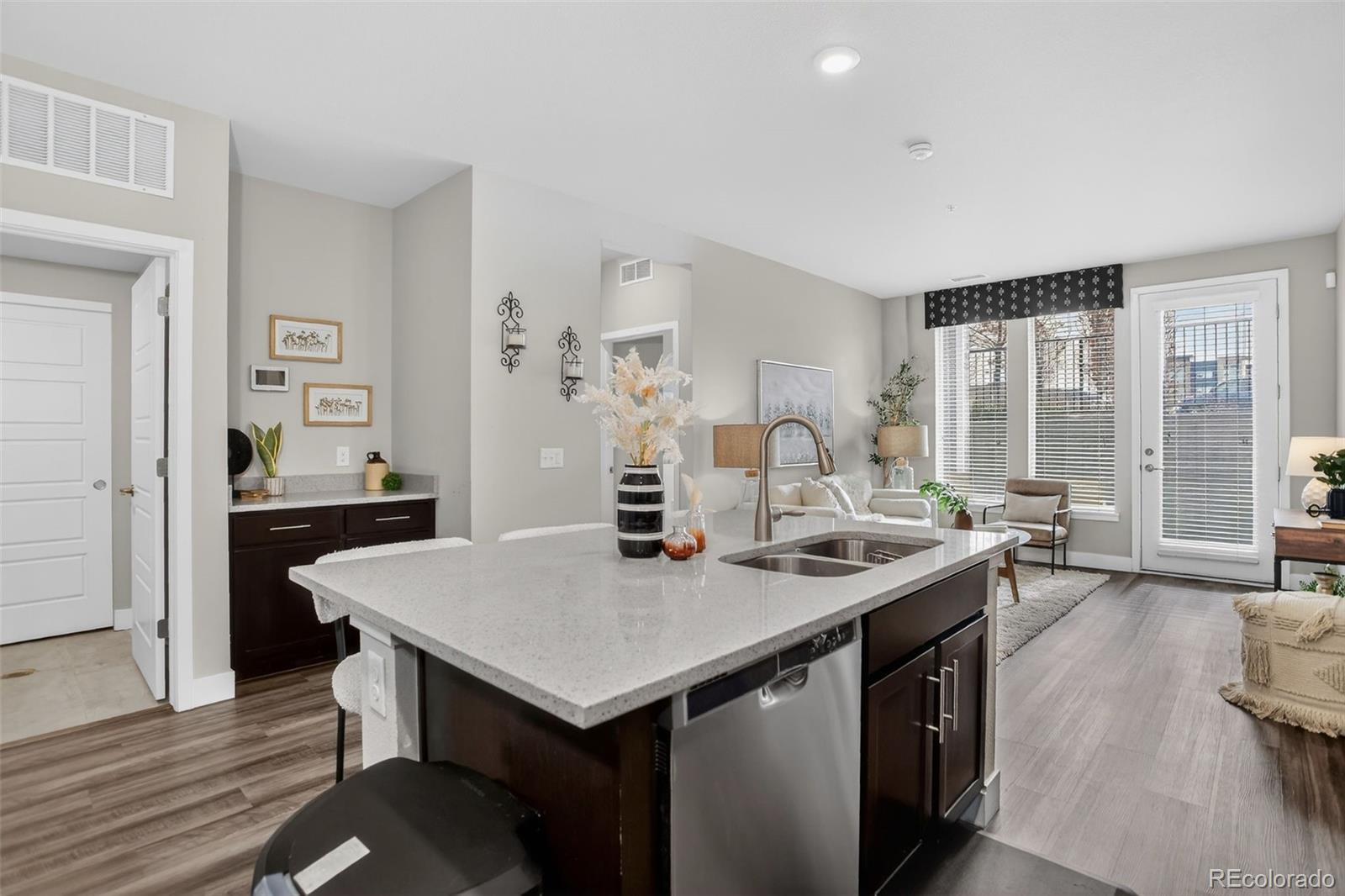 MLS Image #6 for 480 e fremont place 109,centennial, Colorado