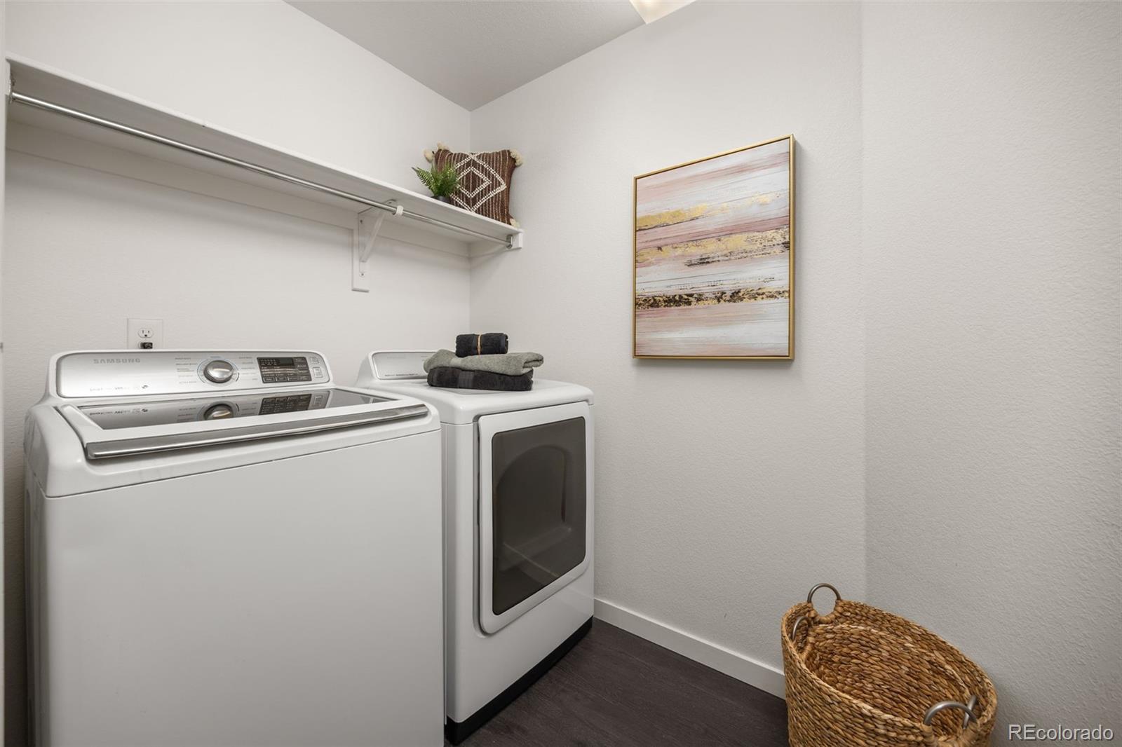 MLS Image #13 for 19105 e 55th avenue,denver, Colorado