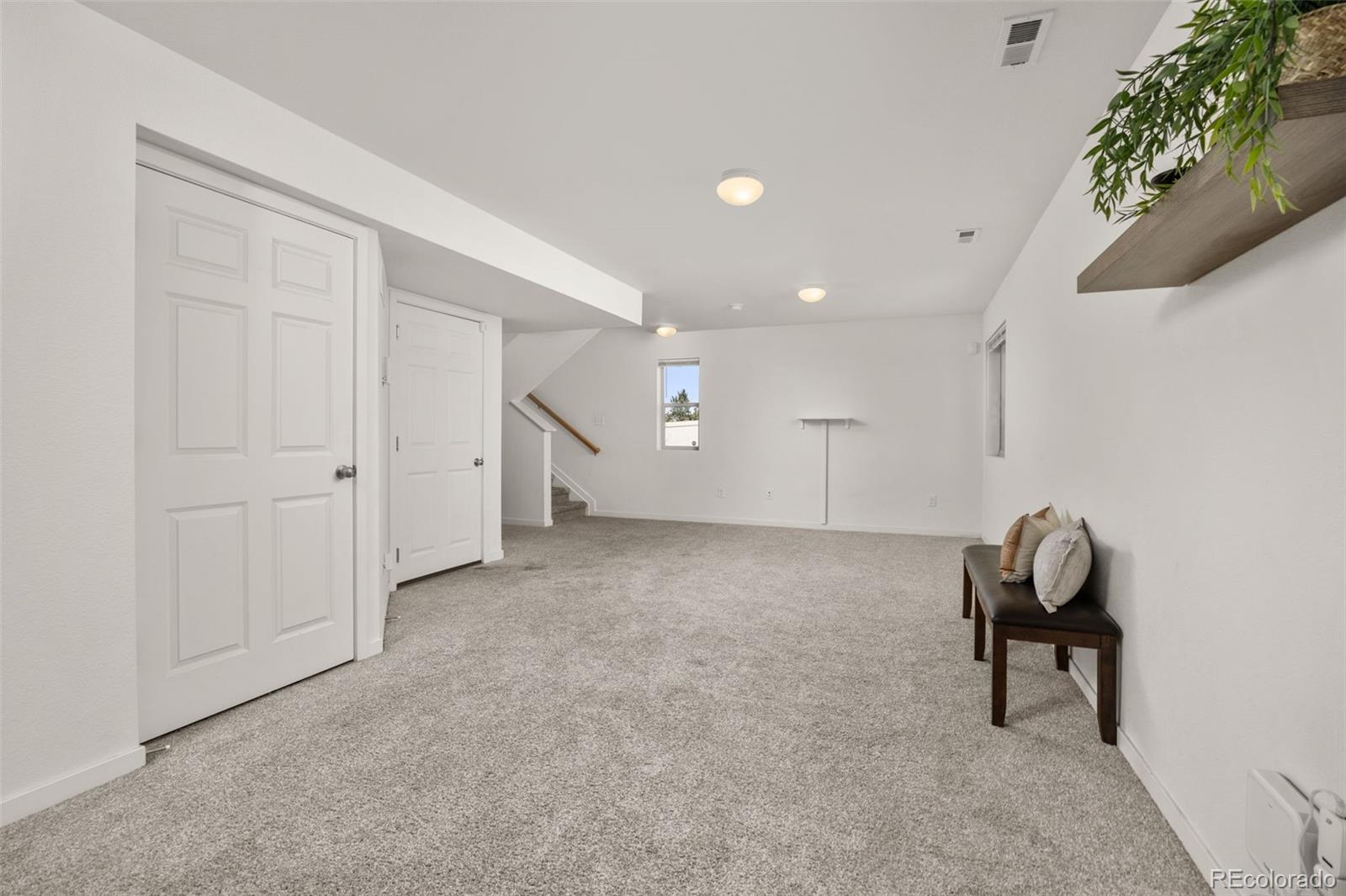 MLS Image #18 for 19105 e 55th avenue,denver, Colorado