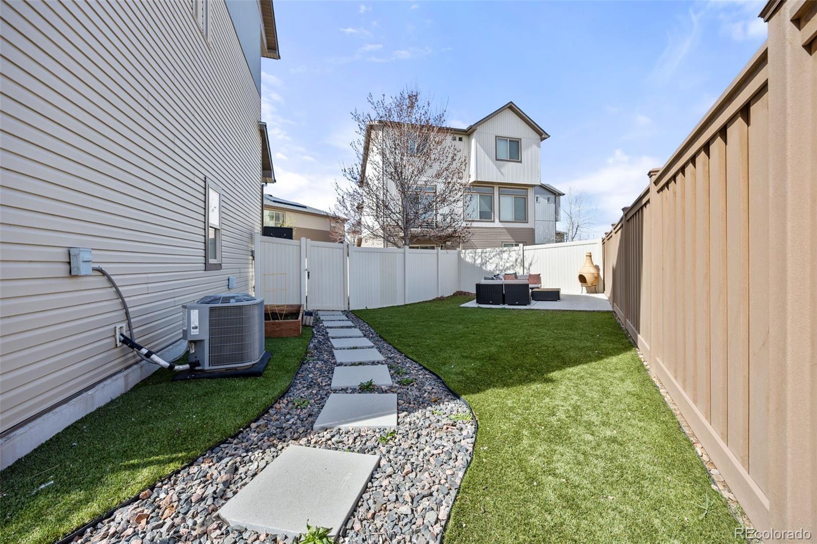 MLS Image #23 for 19105 e 55th avenue,denver, Colorado