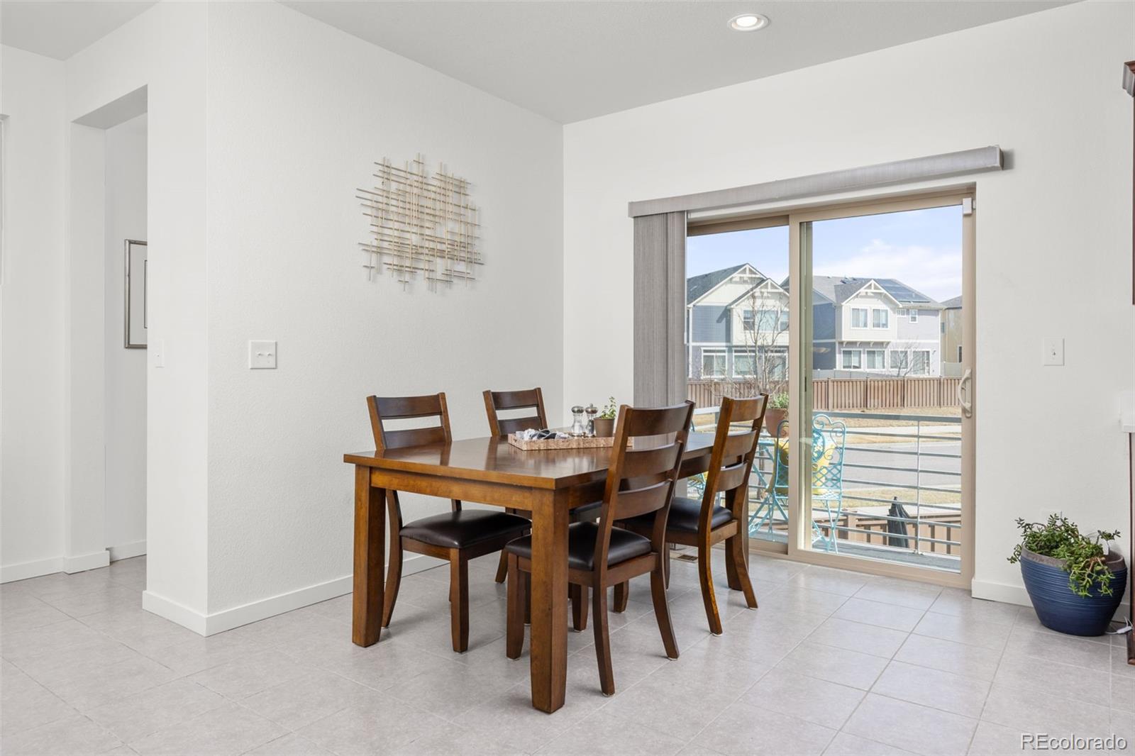 MLS Image #4 for 19105 e 55th avenue,denver, Colorado