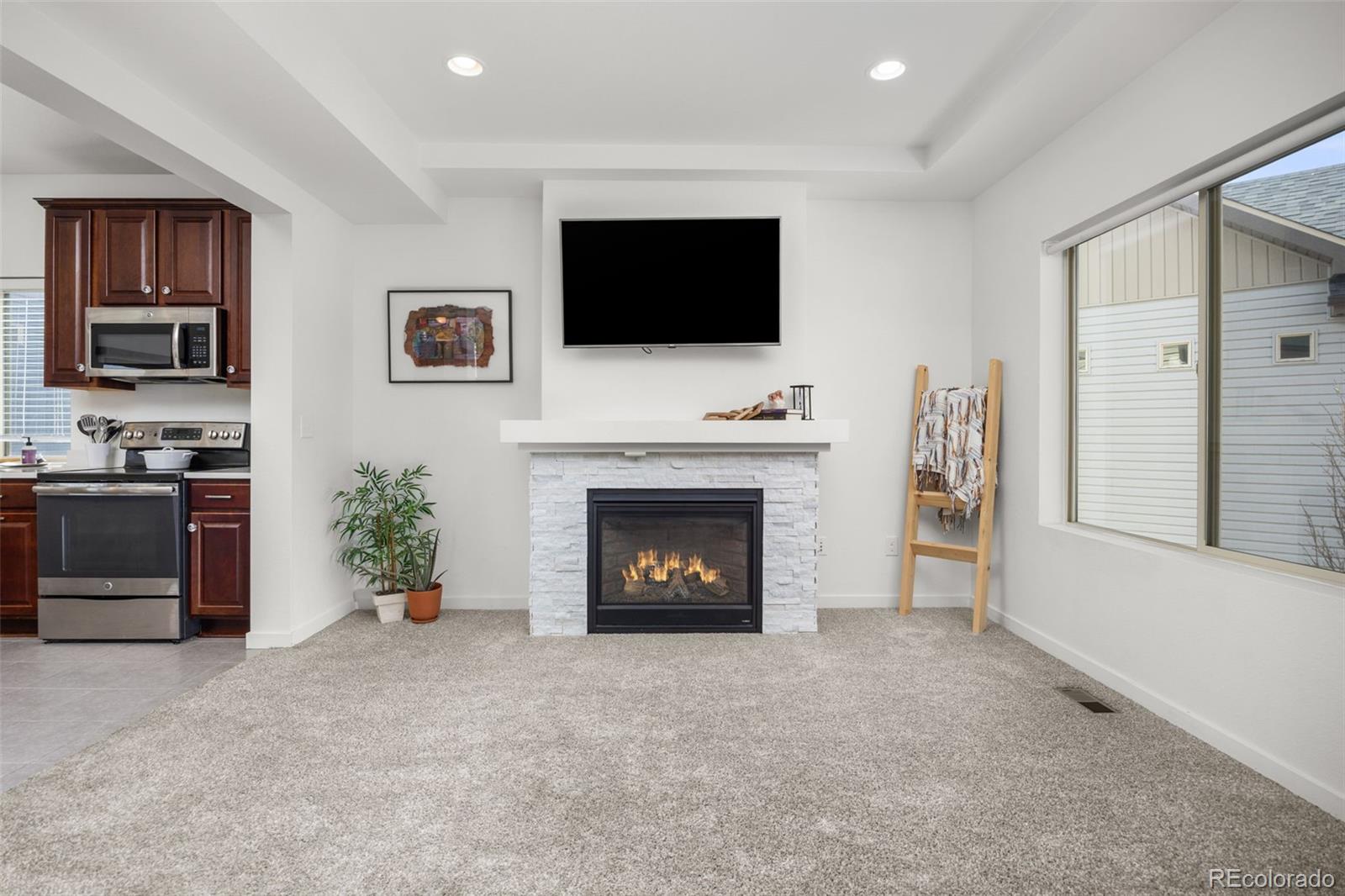 MLS Image #7 for 19105 e 55th avenue,denver, Colorado