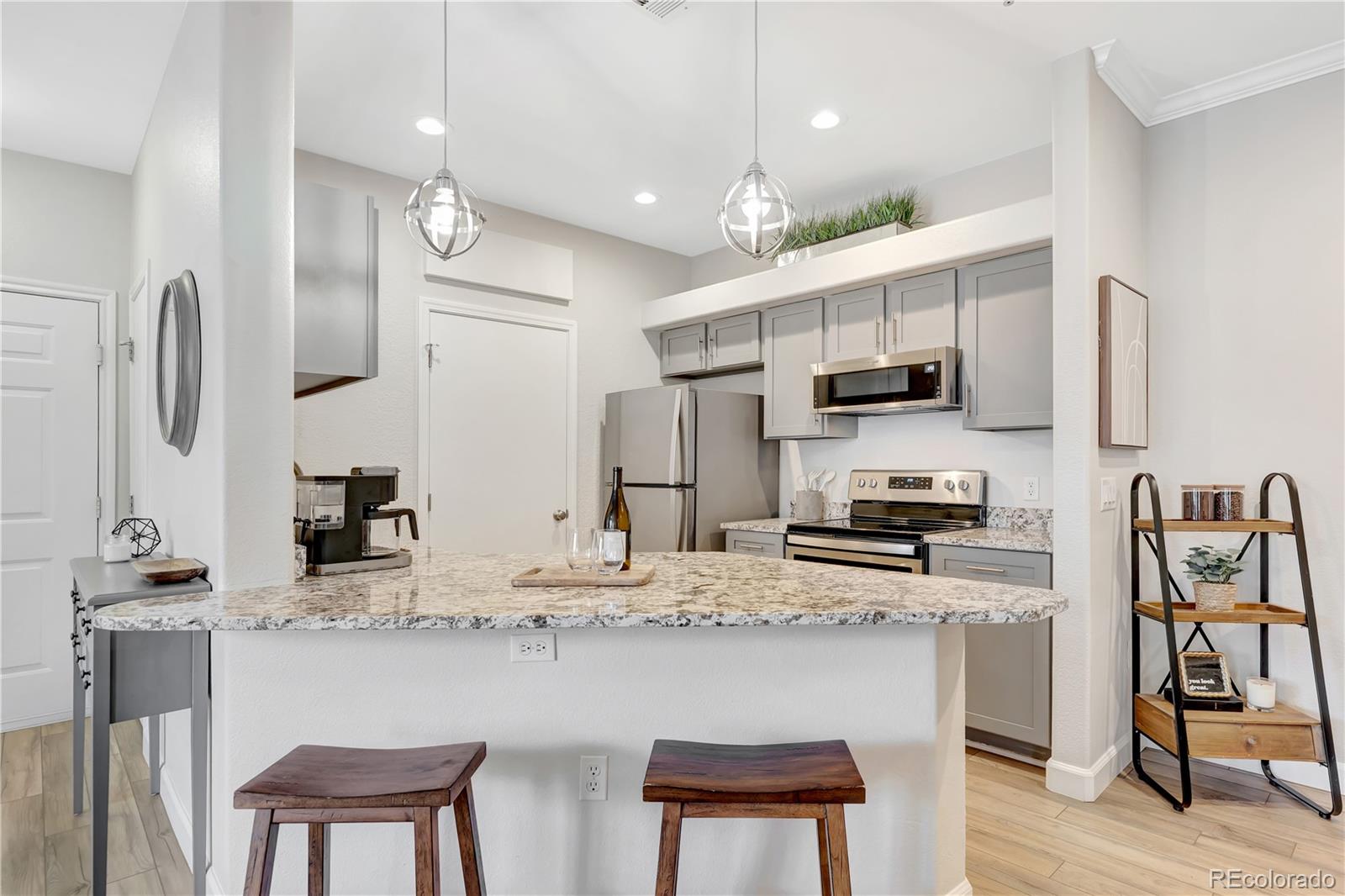 MLS Image #5 for 6005  castlegate drive b22,castle rock, Colorado