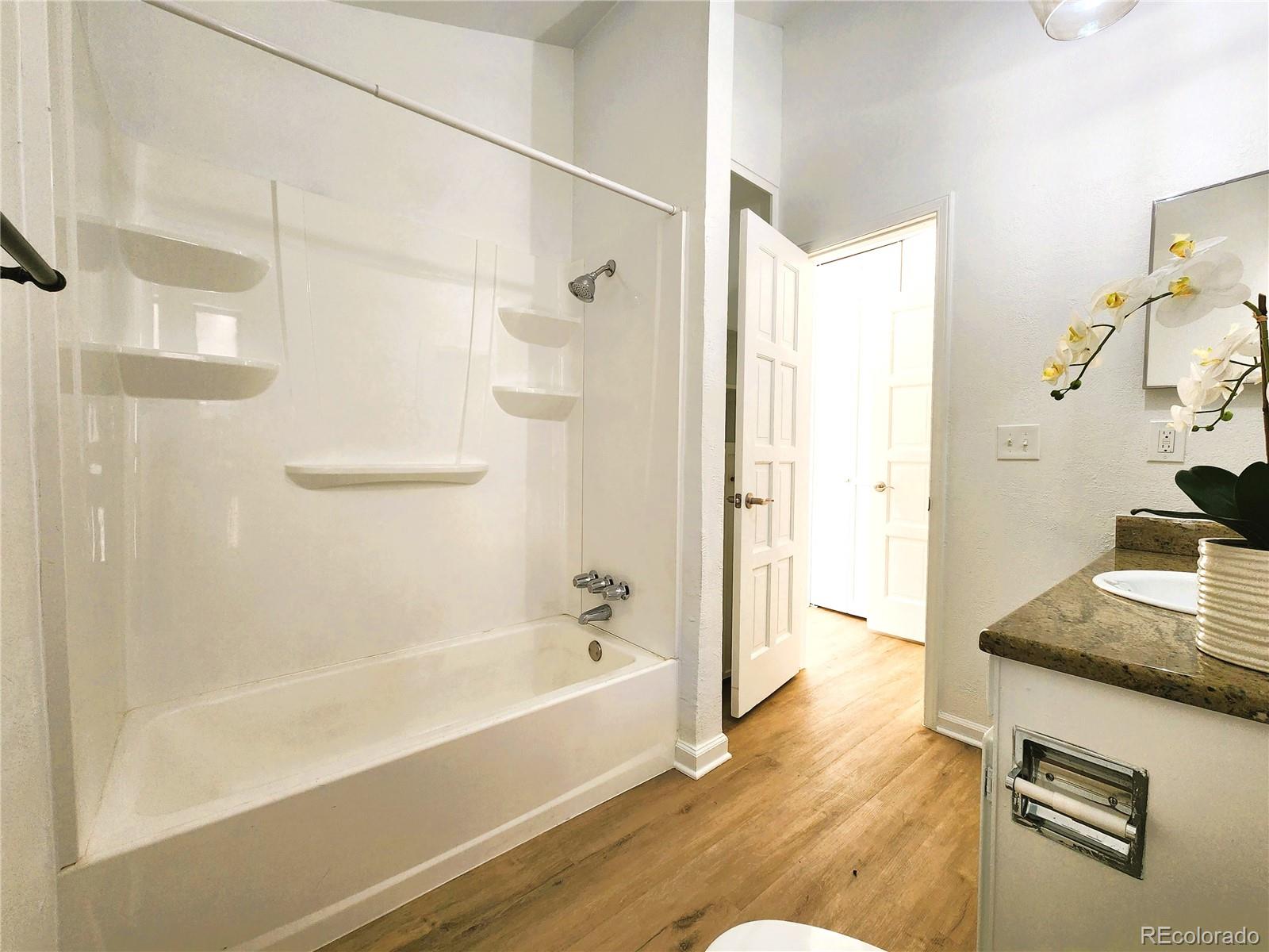 MLS Image #19 for 4650 s akron street,greenwood village, Colorado