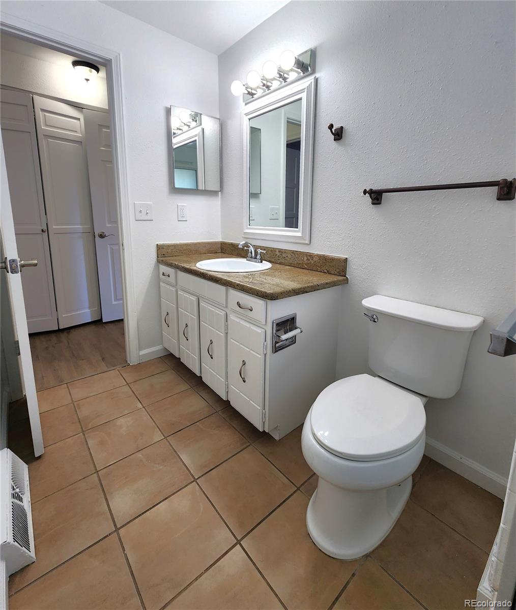 MLS Image #22 for 4650 s akron street,greenwood village, Colorado