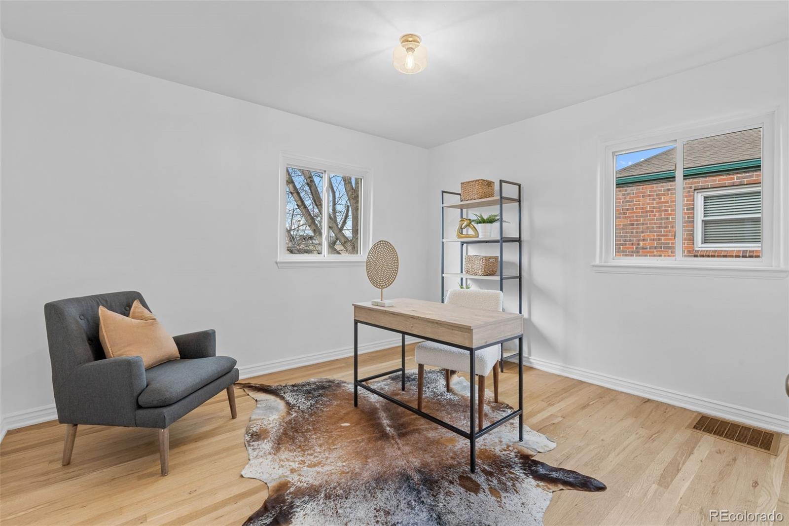 MLS Image #16 for 1335  locust street,denver, Colorado