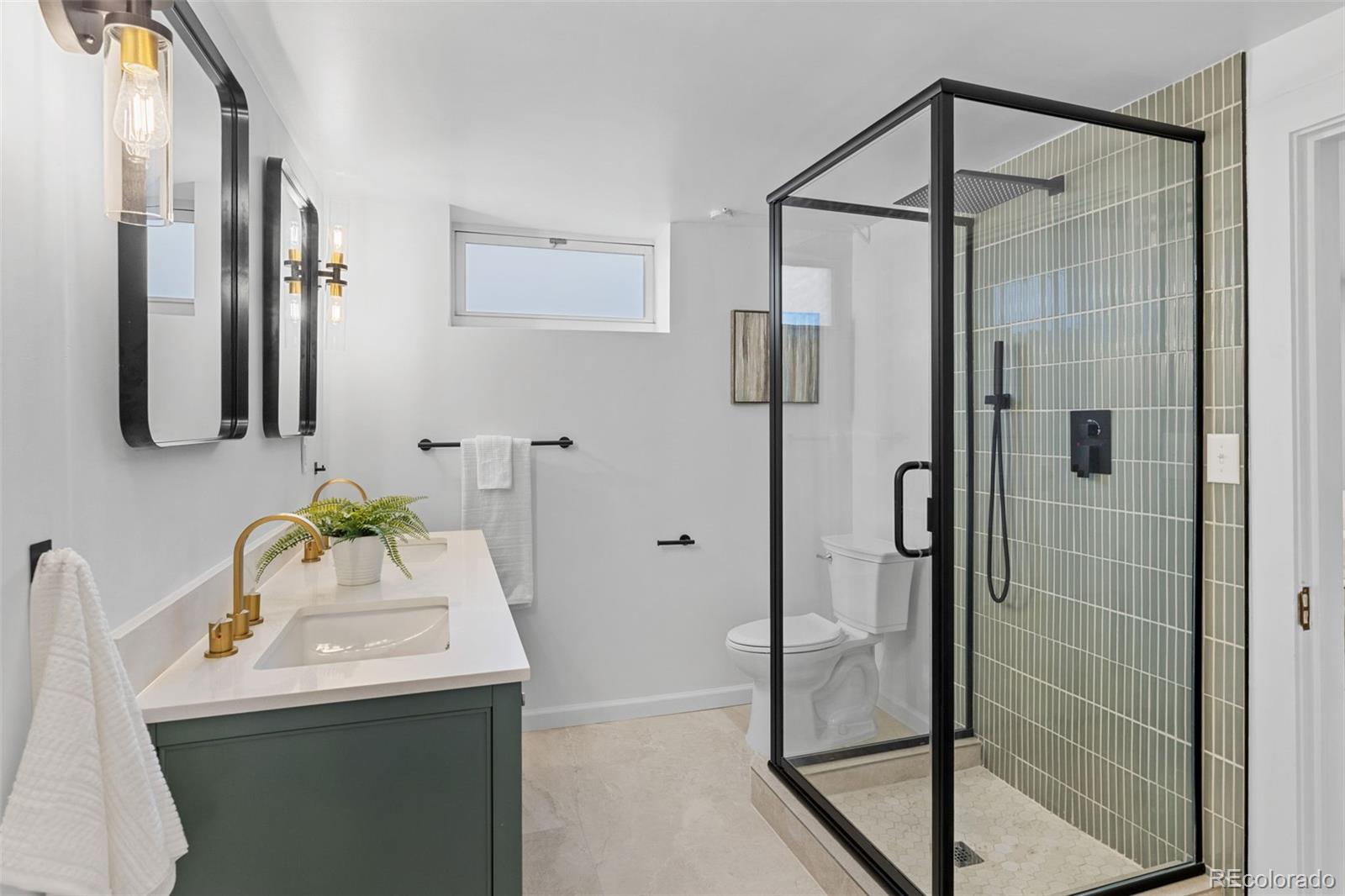 MLS Image #20 for 1335  locust street,denver, Colorado