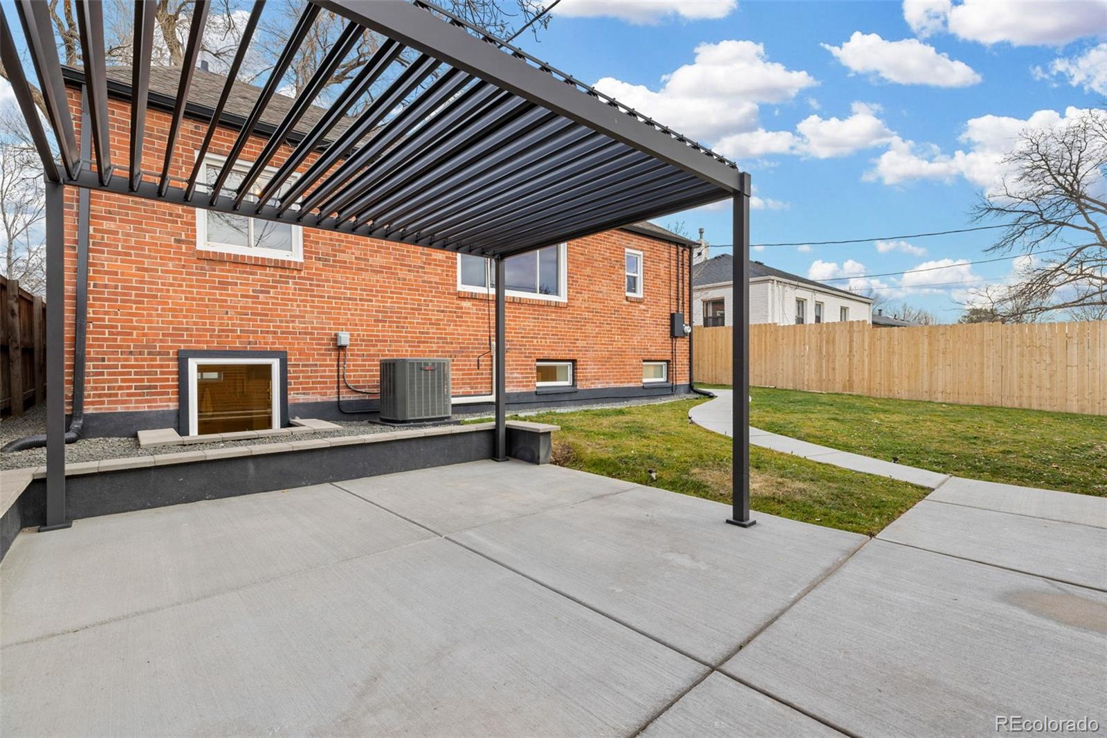 MLS Image #33 for 1335  locust street,denver, Colorado