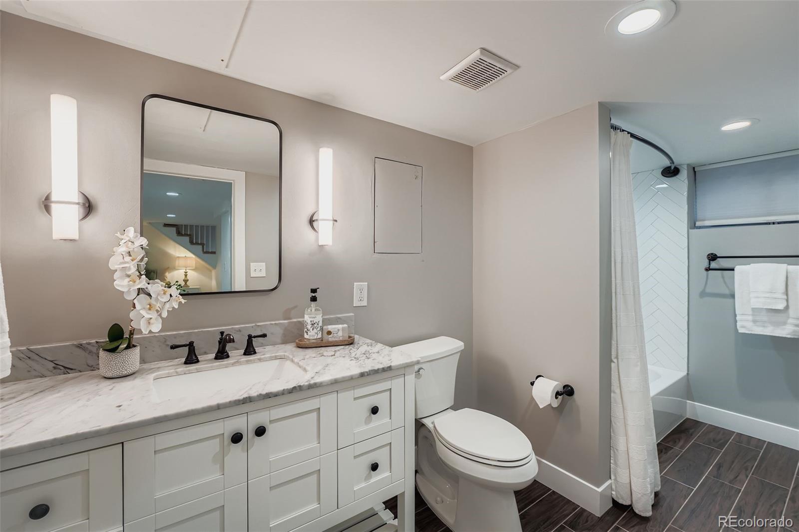 MLS Image #34 for 1330  york street,denver, Colorado