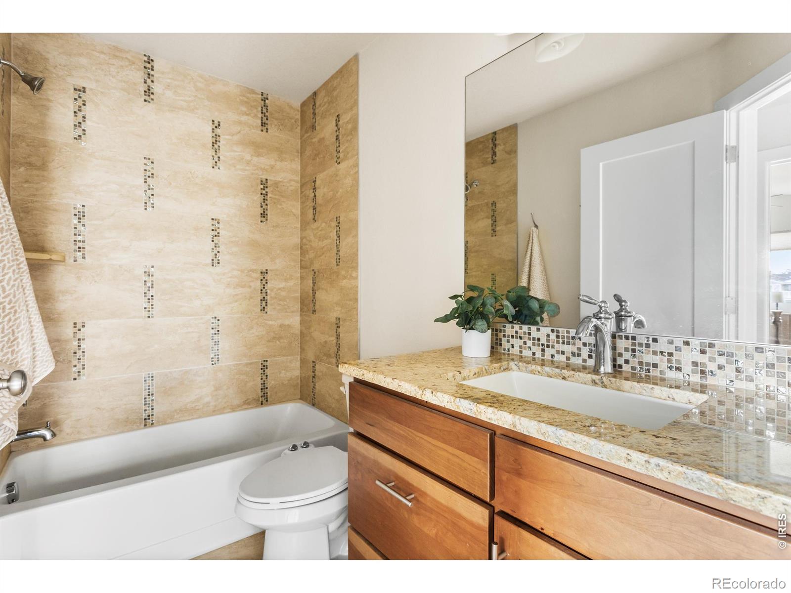 MLS Image #32 for 1613  otis drive,longmont, Colorado