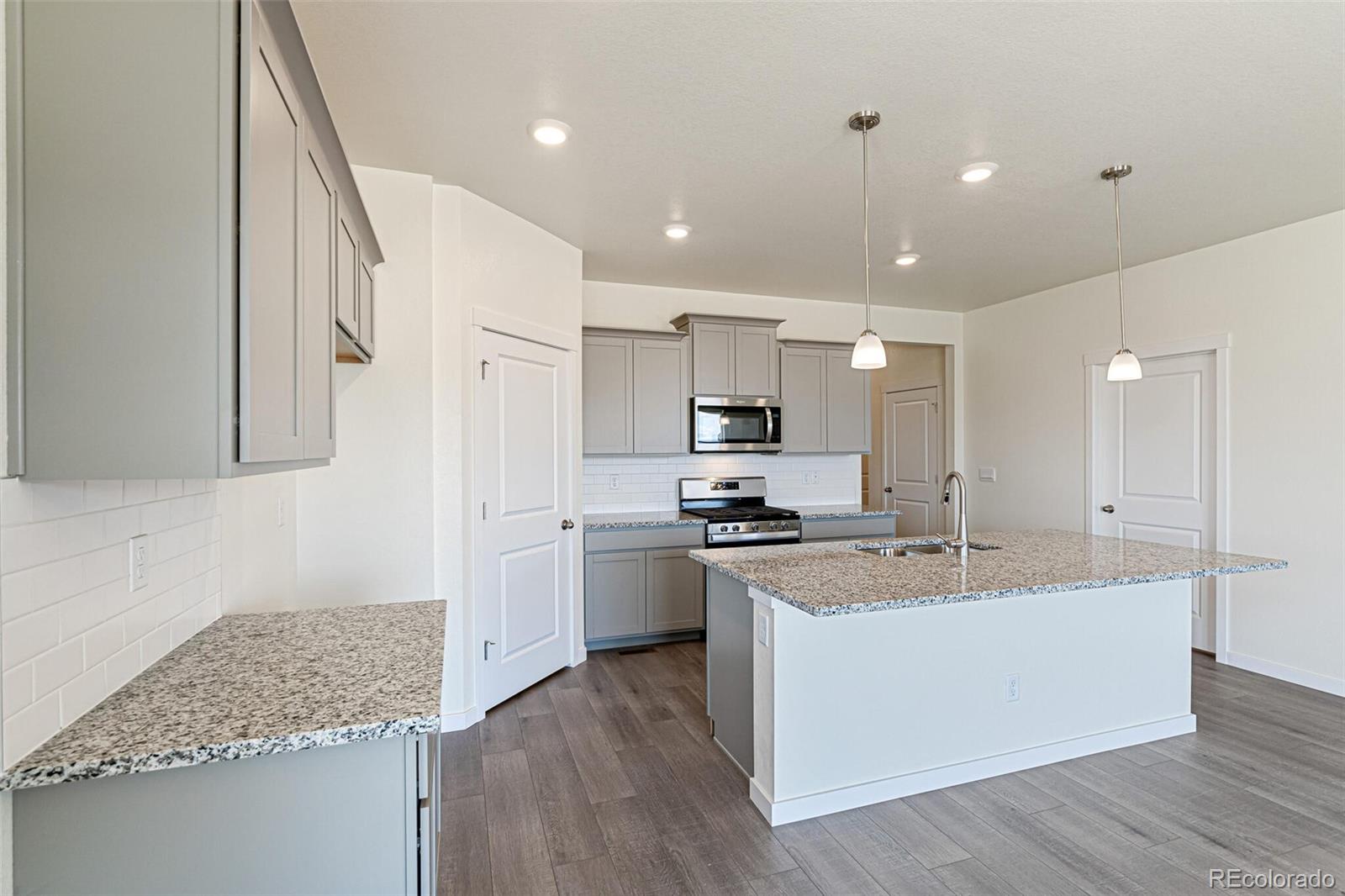 MLS Image #12 for 1037  brink street,lochbuie, Colorado