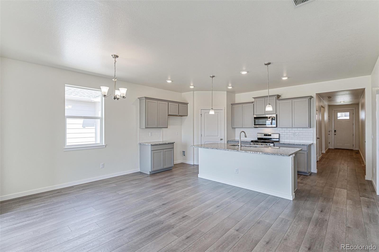 MLS Image #4 for 1037  brink street,lochbuie, Colorado