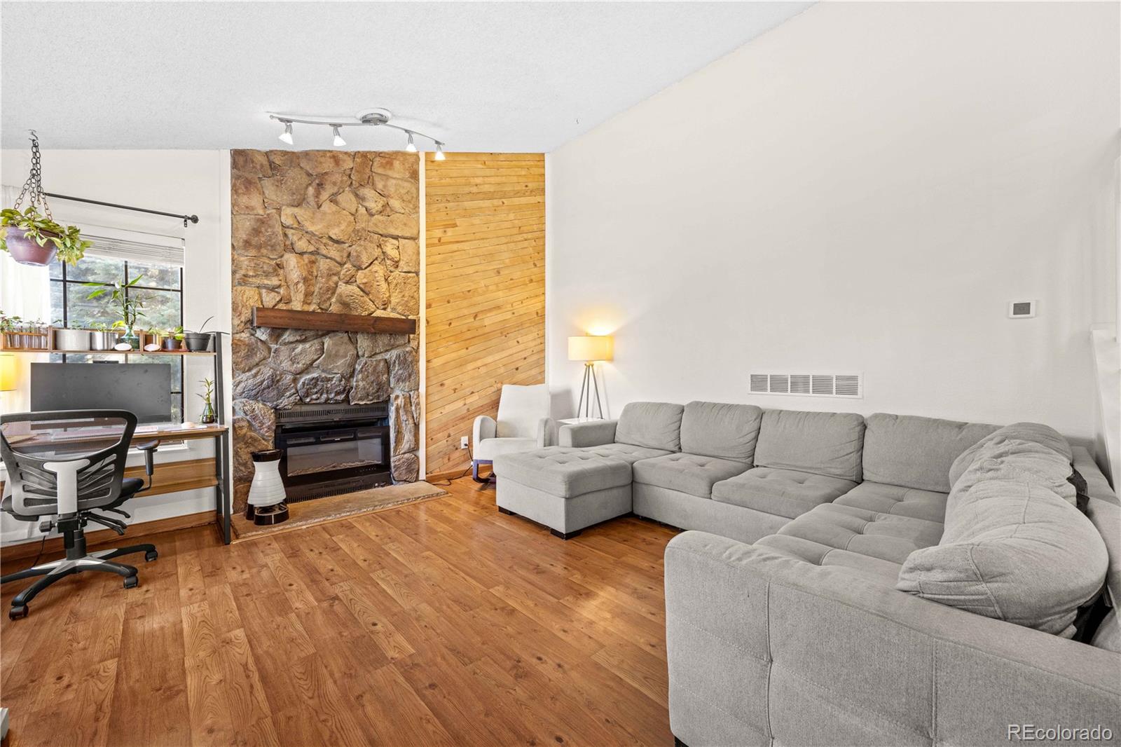 MLS Image #5 for 12676 w mississippi avenue,lakewood, Colorado