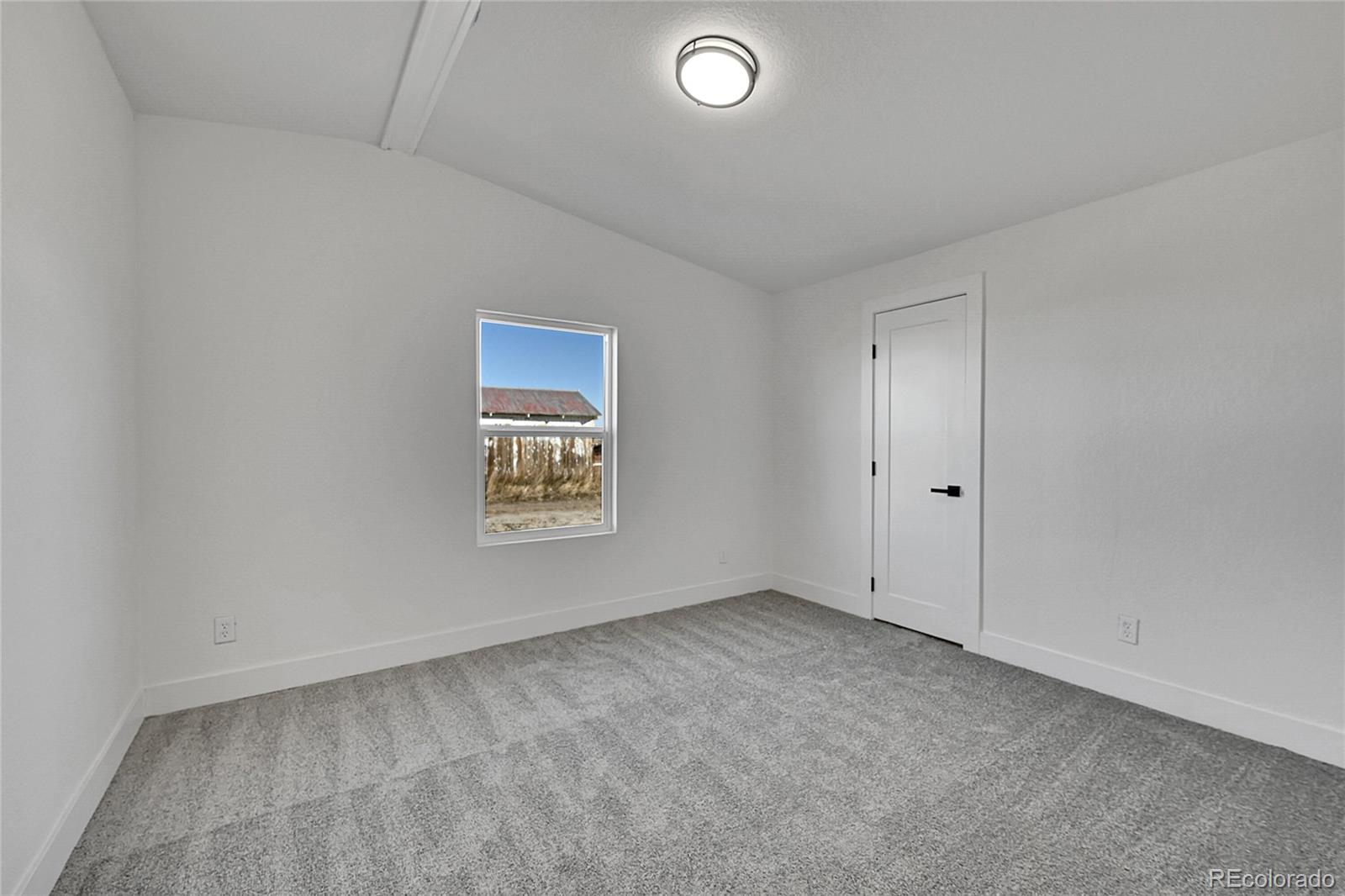 MLS Image #14 for 519  2nd street,roggen, Colorado
