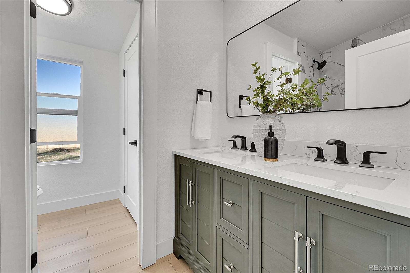 MLS Image #16 for 519  2nd street,roggen, Colorado