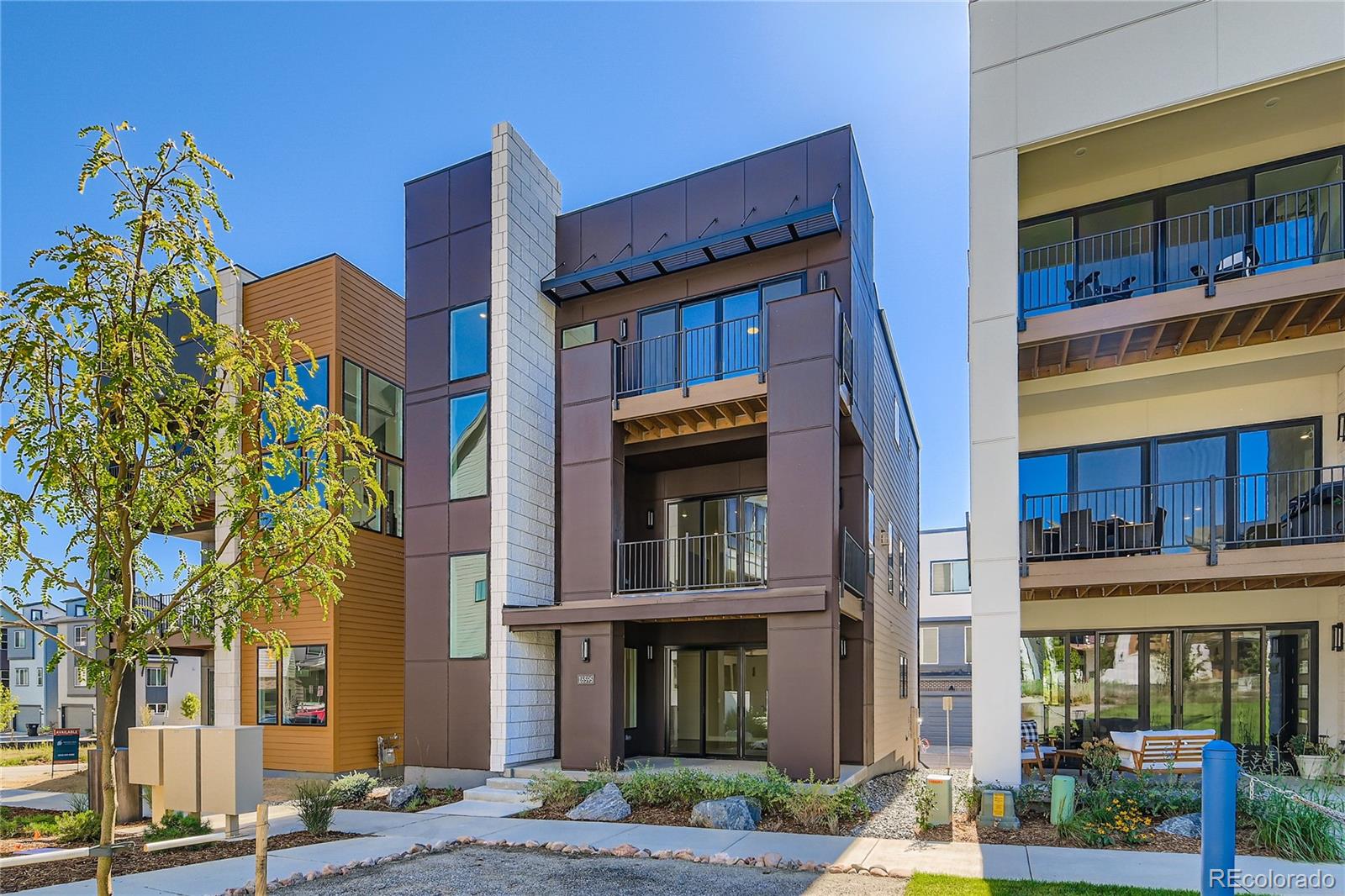 MLS Image #1 for 16595  peak way,broomfield, Colorado