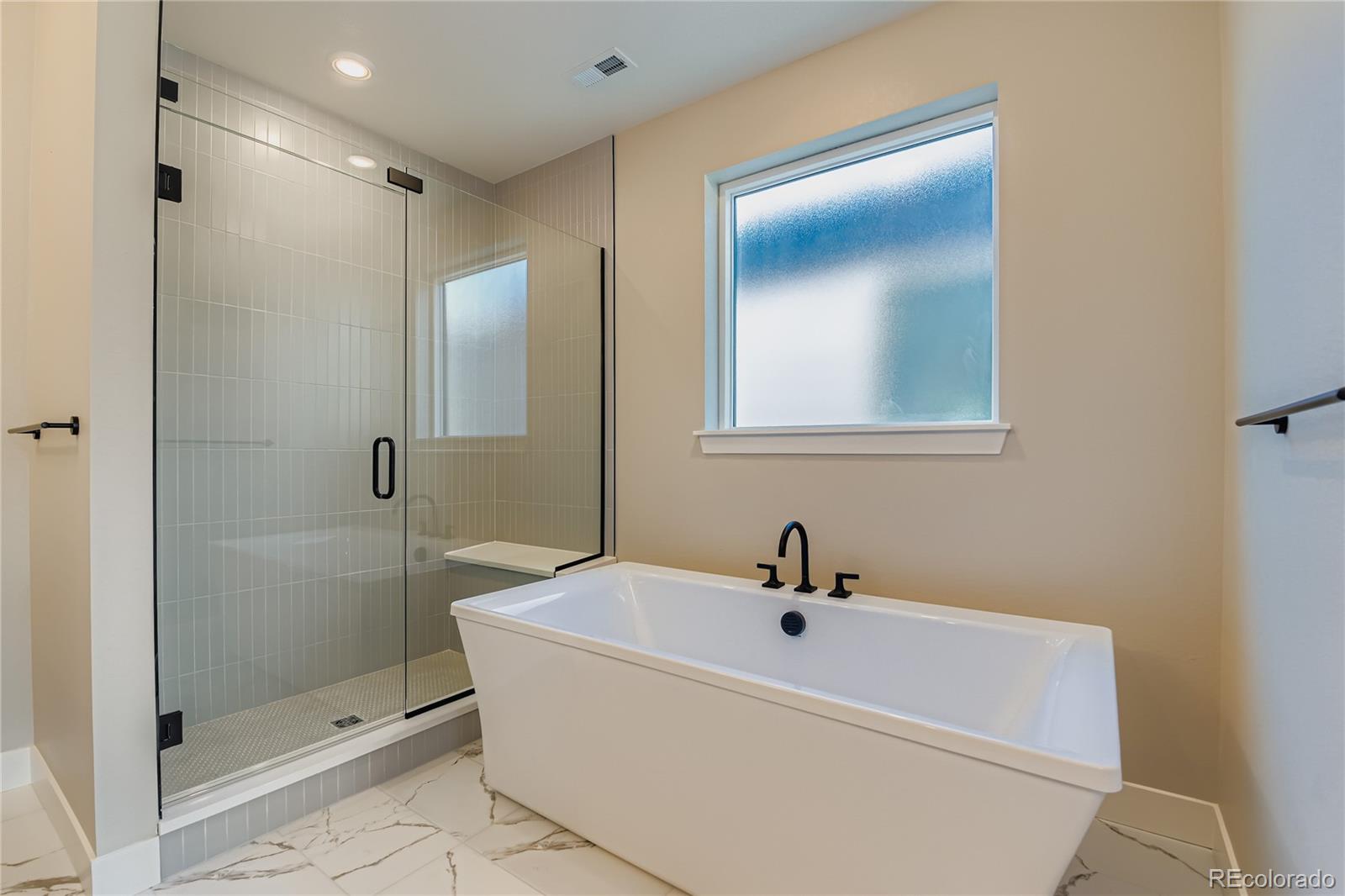 MLS Image #23 for 16595  peak way,broomfield, Colorado