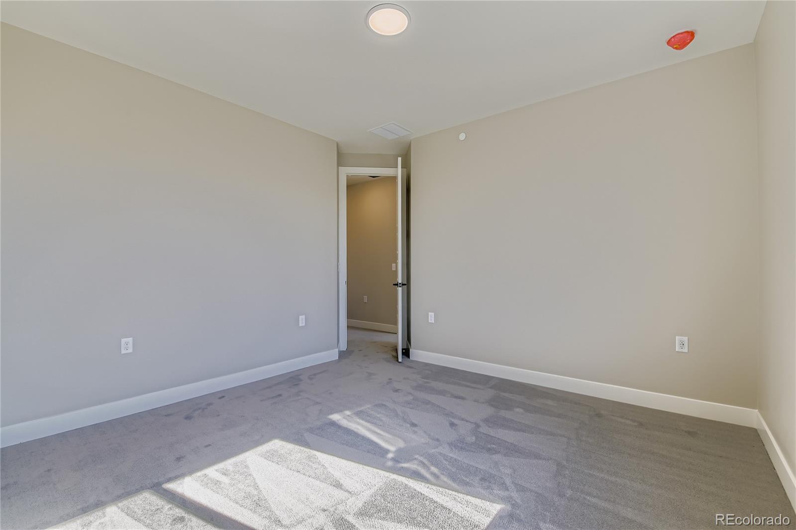 MLS Image #28 for 16595  peak way,broomfield, Colorado