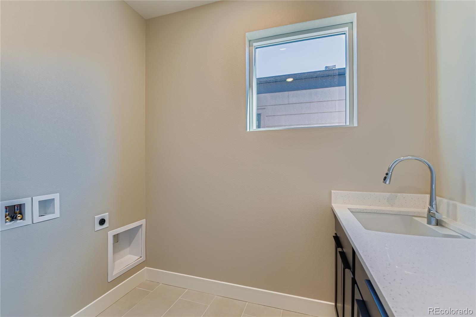 MLS Image #30 for 16595  peak way,broomfield, Colorado