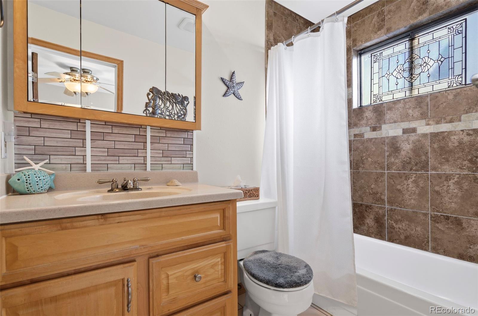 MLS Image #11 for 17704 e nassau place,aurora, Colorado