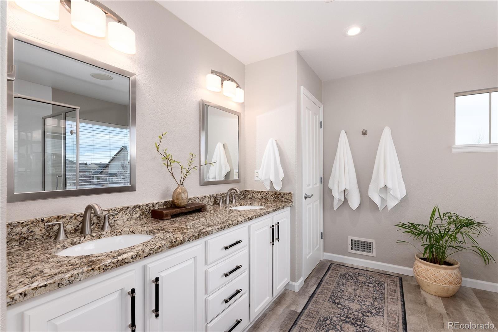 MLS Image #27 for 27263 e euclid drive,aurora, Colorado