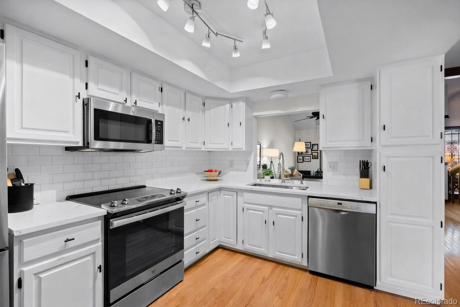 MLS Image #9 for 2325  perry street,denver, Colorado