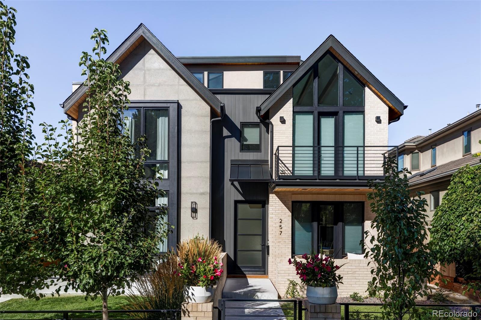 MLS Image #4 for 255  jackson street,denver, Colorado
