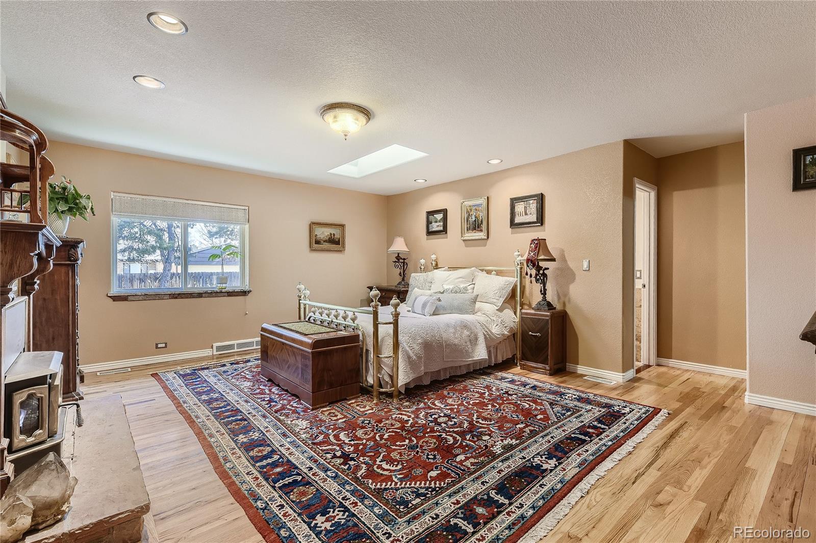 MLS Image #13 for 160 s hudson street,denver, Colorado