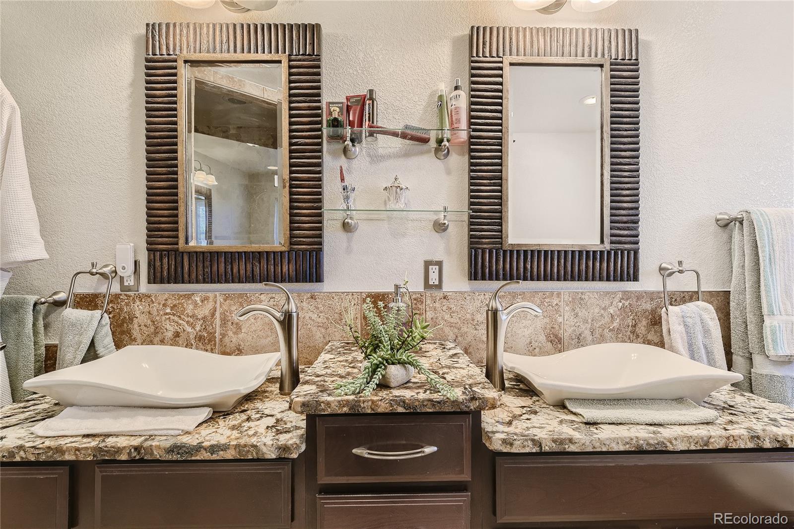 MLS Image #18 for 160 s hudson street,denver, Colorado
