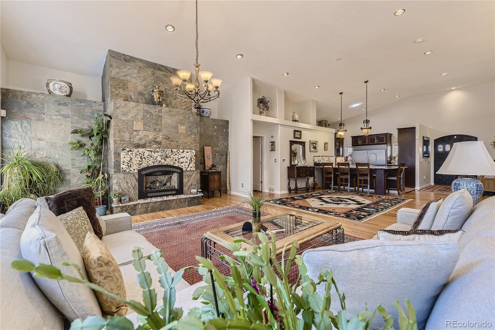 MLS Image #6 for 160 s hudson street,denver, Colorado