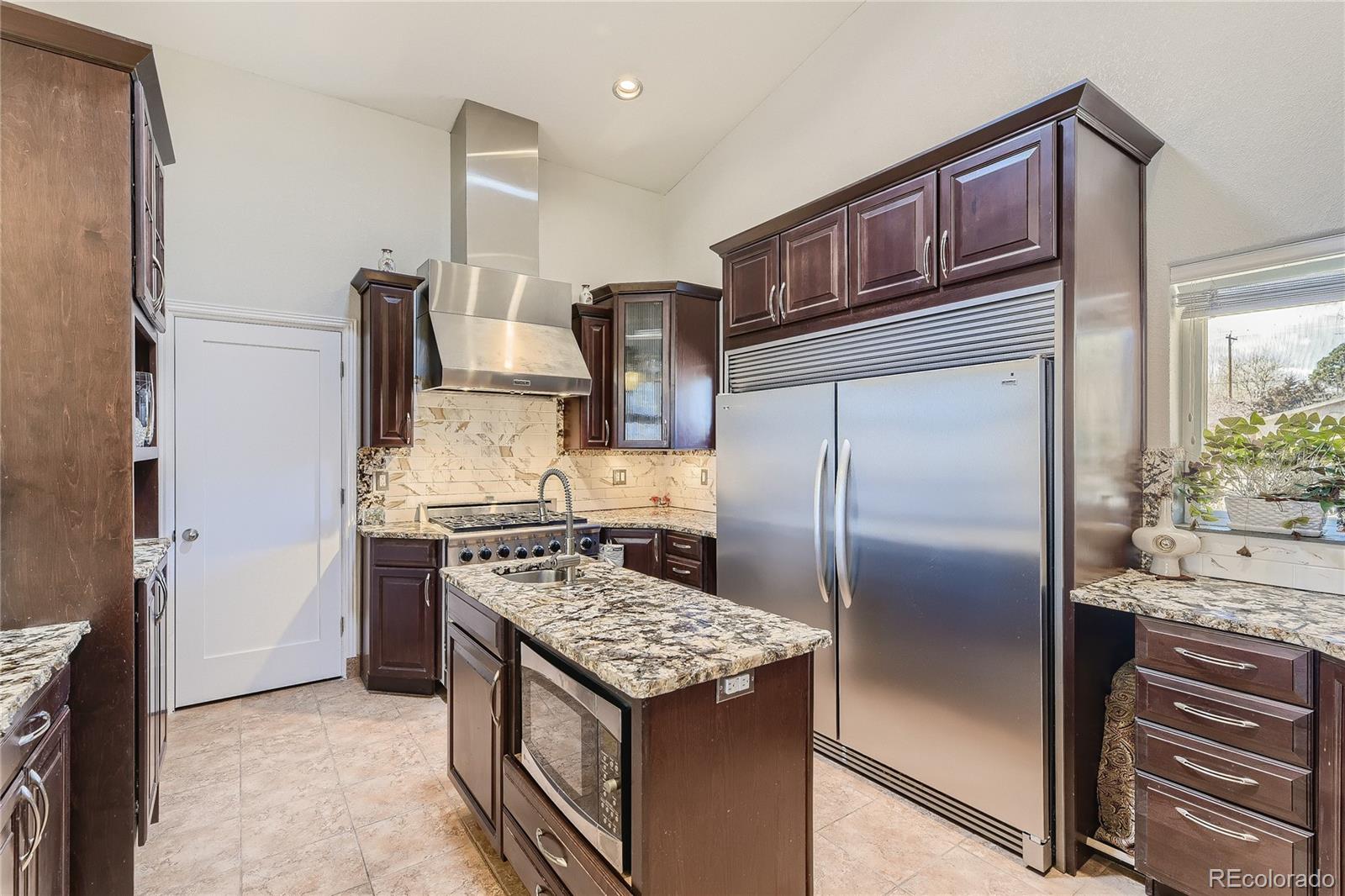 MLS Image #9 for 160 s hudson street,denver, Colorado