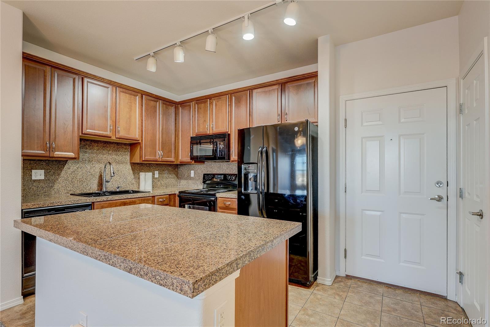 MLS Image #2 for 8489  canyon rim circle 207,englewood, Colorado