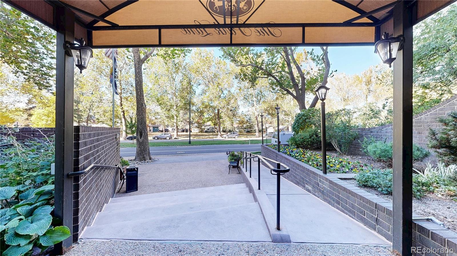 MLS Image #15 for 460 s marion parkway,denver, Colorado