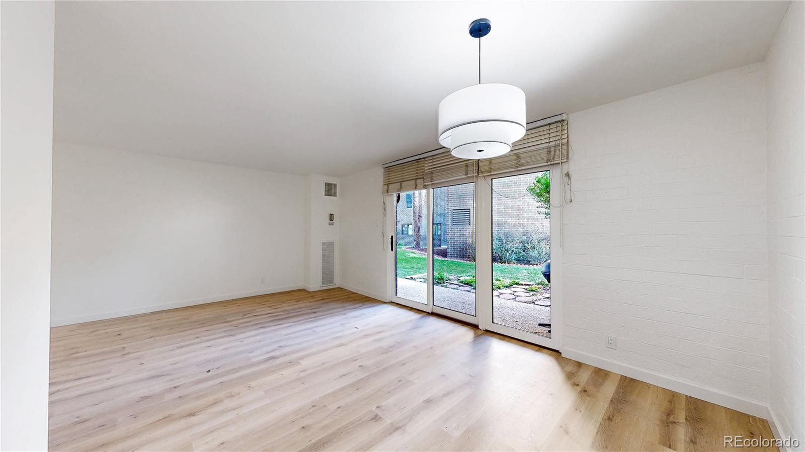 MLS Image #7 for 460 s marion parkway,denver, Colorado