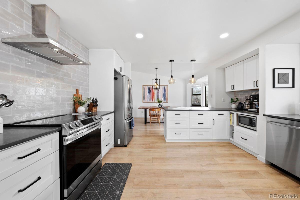 MLS Image #3 for 7461 s kit carson street,centennial, Colorado