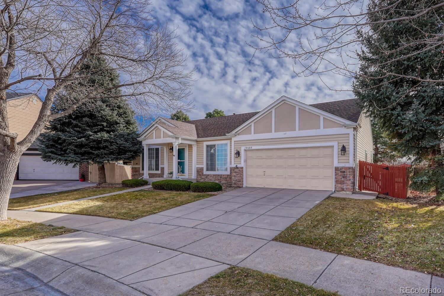 MLS Image #1 for 10600 w girard avenue,lakewood, Colorado