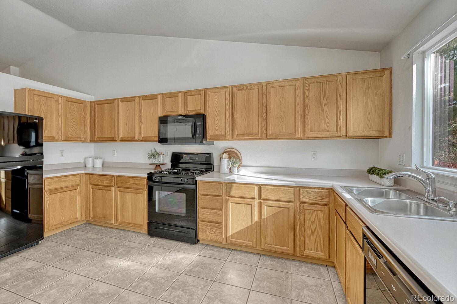 MLS Image #11 for 10600 w girard avenue,lakewood, Colorado