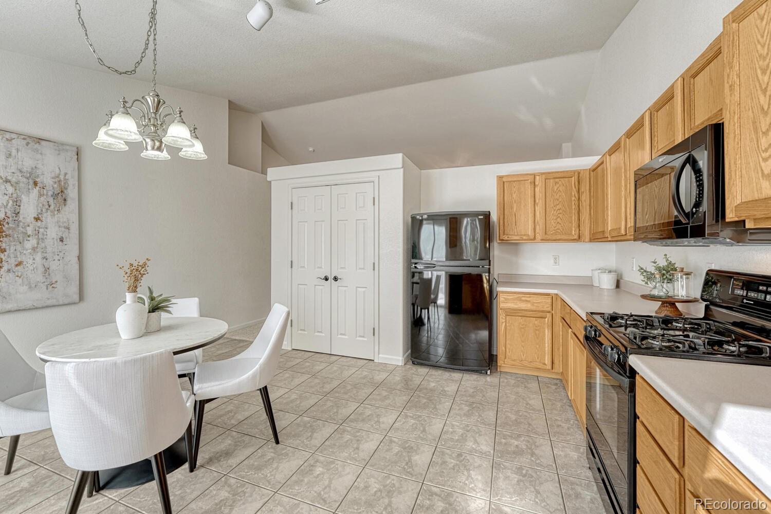MLS Image #13 for 10600 w girard avenue,lakewood, Colorado